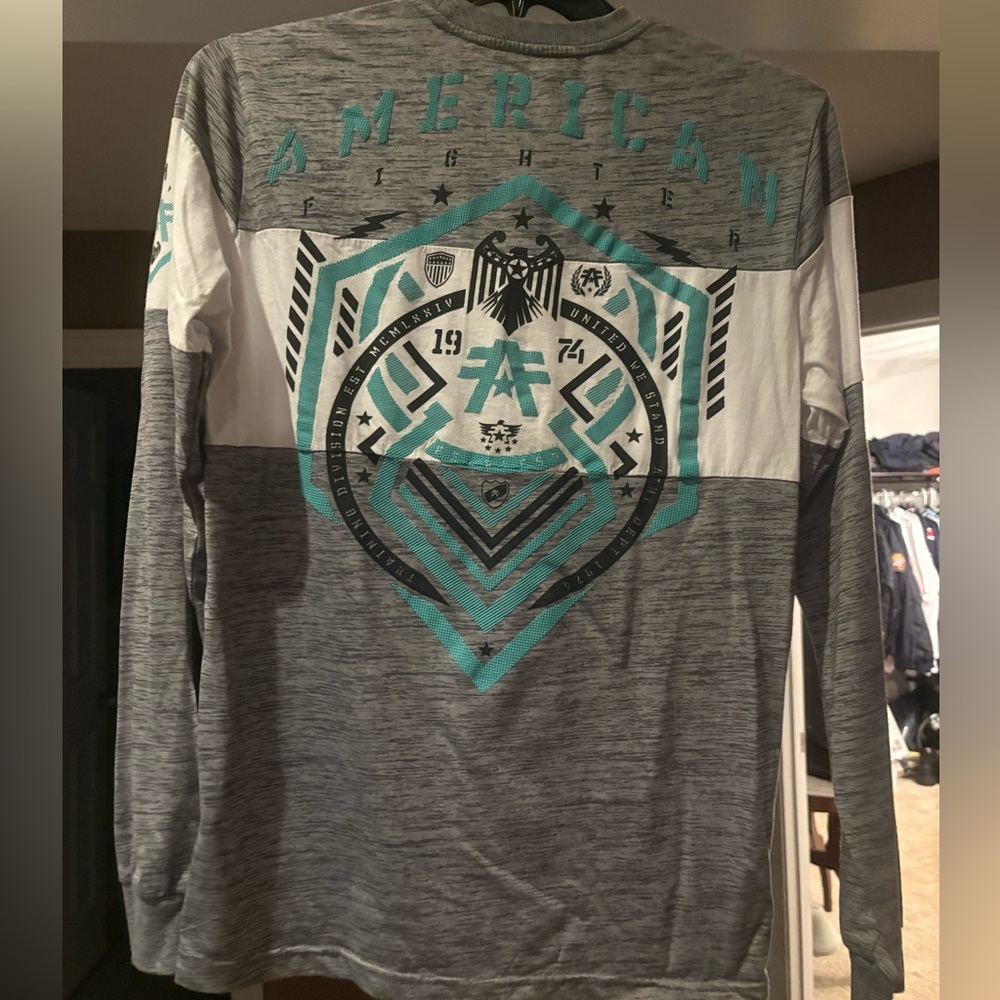 Men’s long sleeve tshirt